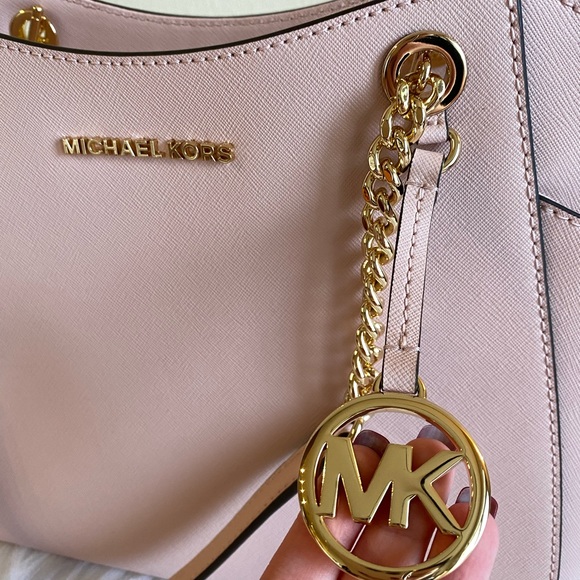 Michael Kors - Picture 7 of 8
